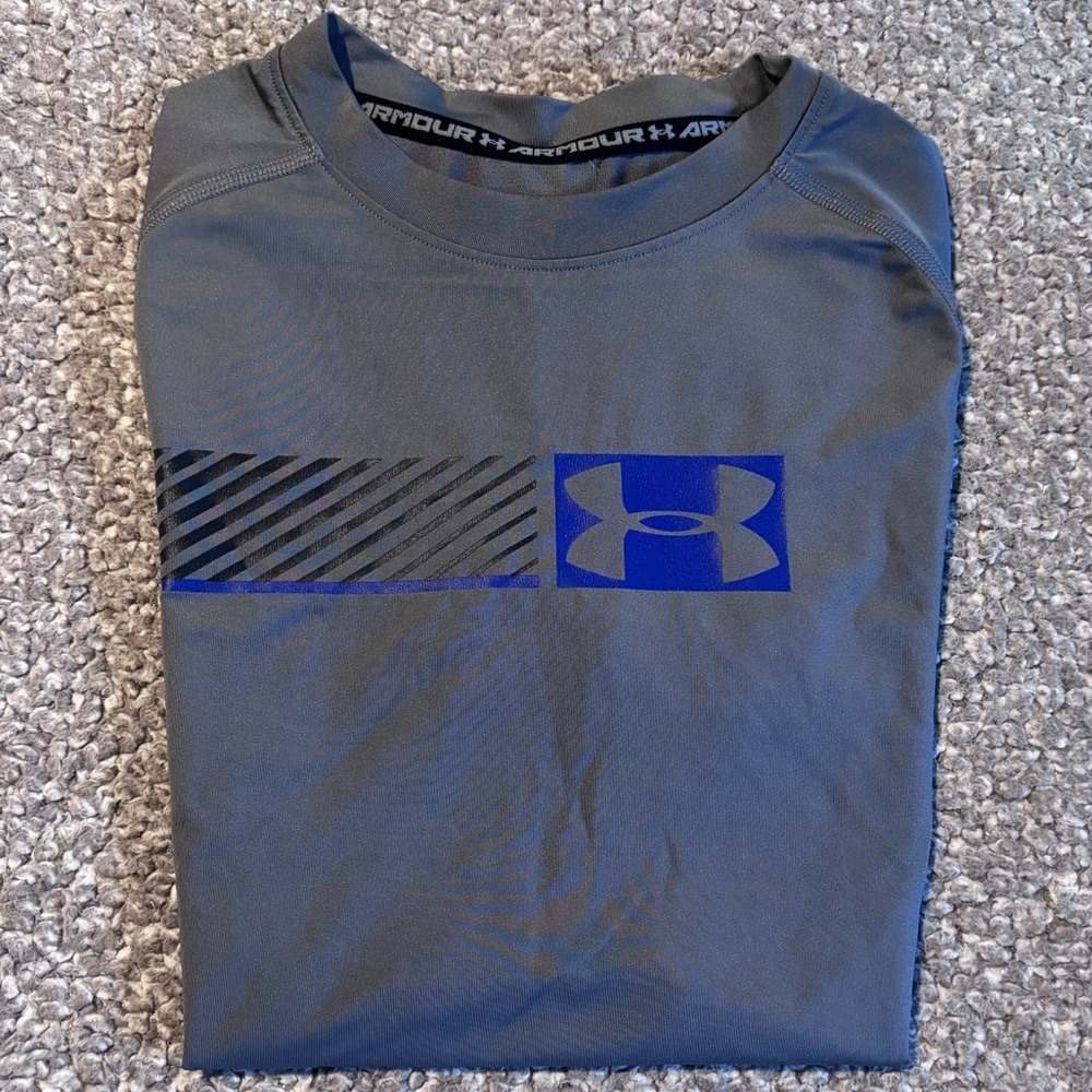 Under Armour Gray and Blue Short Sleeve Tee